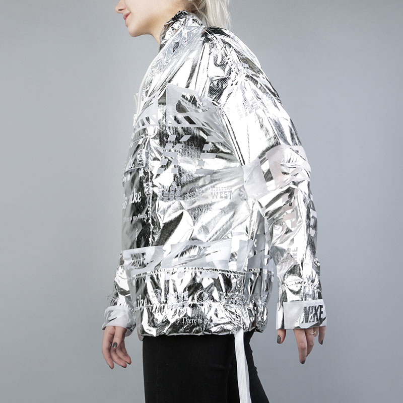 женская серебряная куртка Nike Metallic Women's Jacket 914210-100 - цена, описание, фото 2